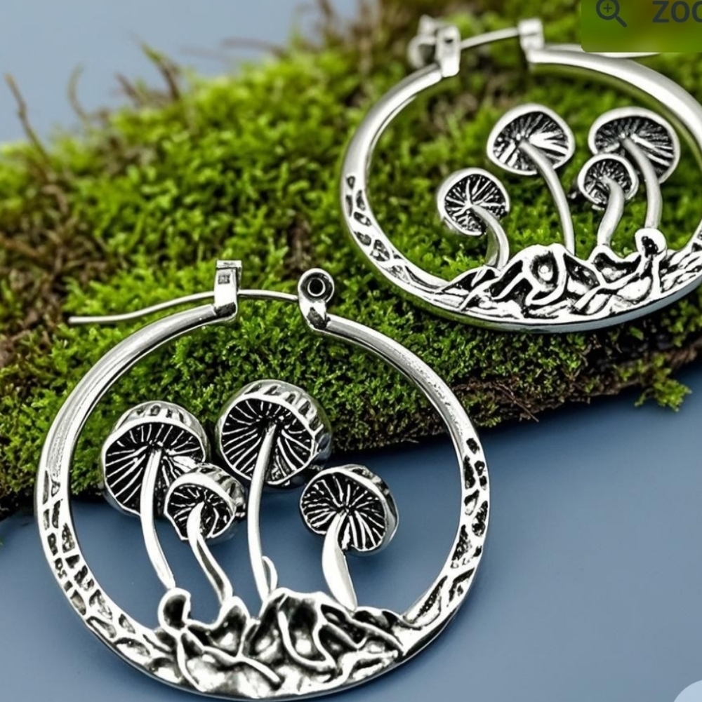 Silver Mushroom Hoop Earrings – Nature-Inspired Silver Earrings